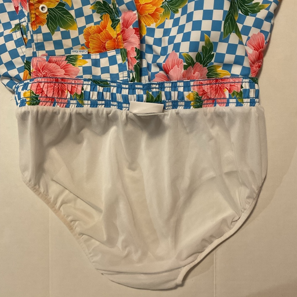 Calvin Klein Men’s Checkered Flowers Swim Trunks Shorts Multicolor - Picture 11 of 12
